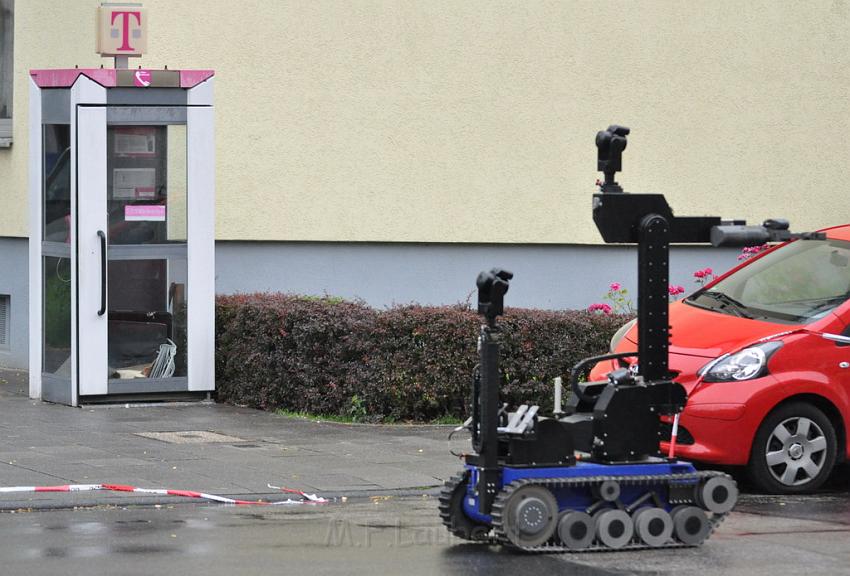 Kofferbombe entschaerft Koeln Graeffstr Subbelratherstr P107.JPG